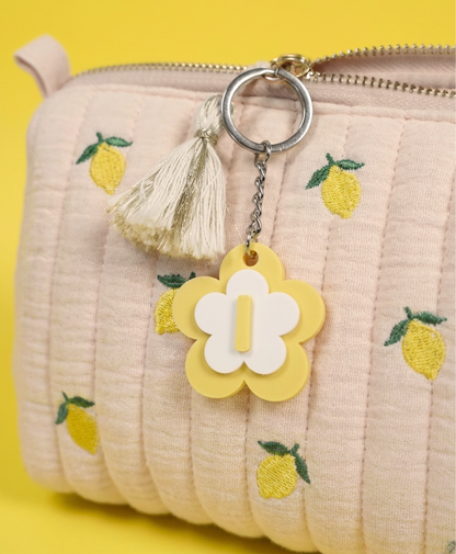Porte-clé lettre fleur
