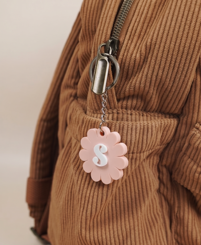 Porte-clé lettre marguerite